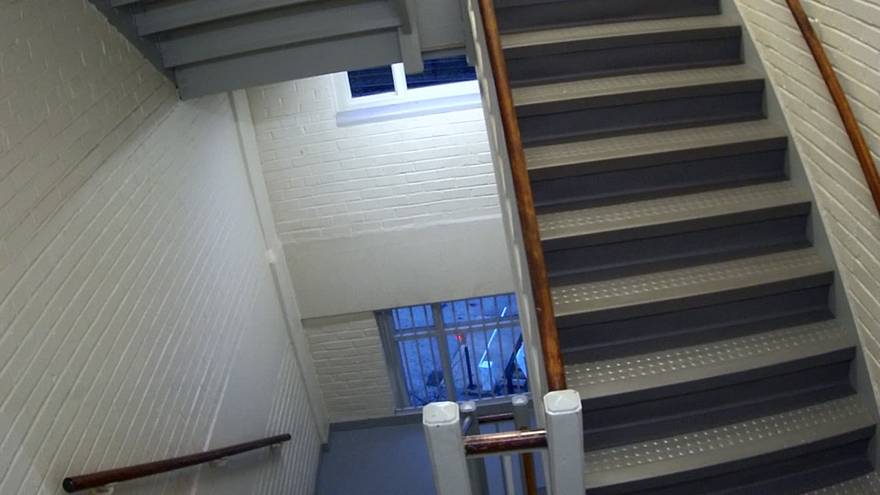 3895FHOB05Stair7_2021-01-05_07h09min29s337ms.mp4