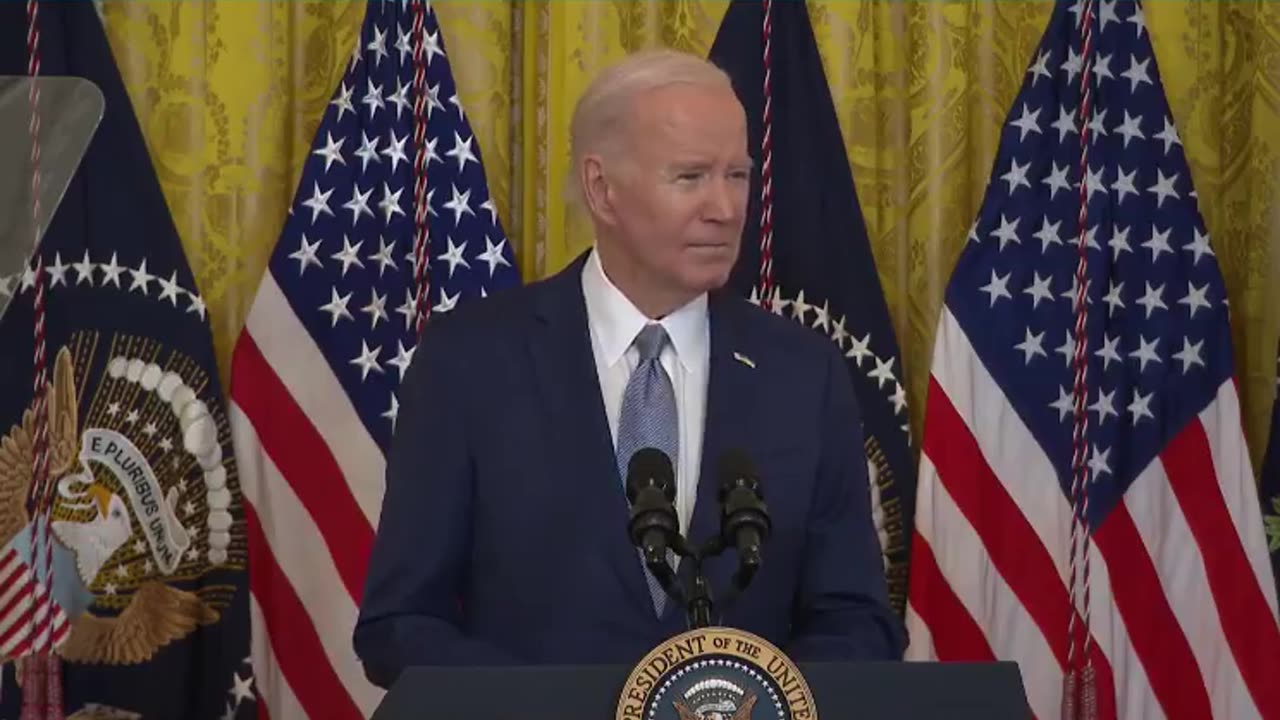 Biden: 500 new sanctions on Russia