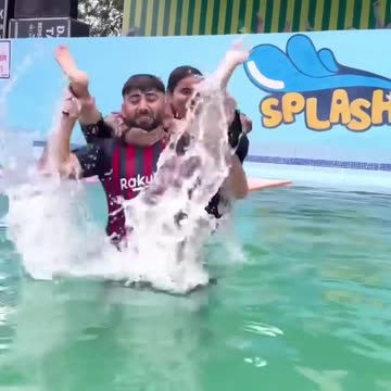 Anaya ki mummako job diya Pani mein..