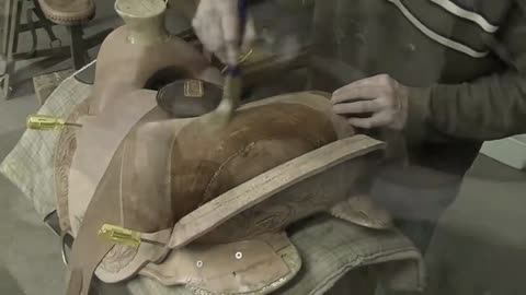 Making a saddle