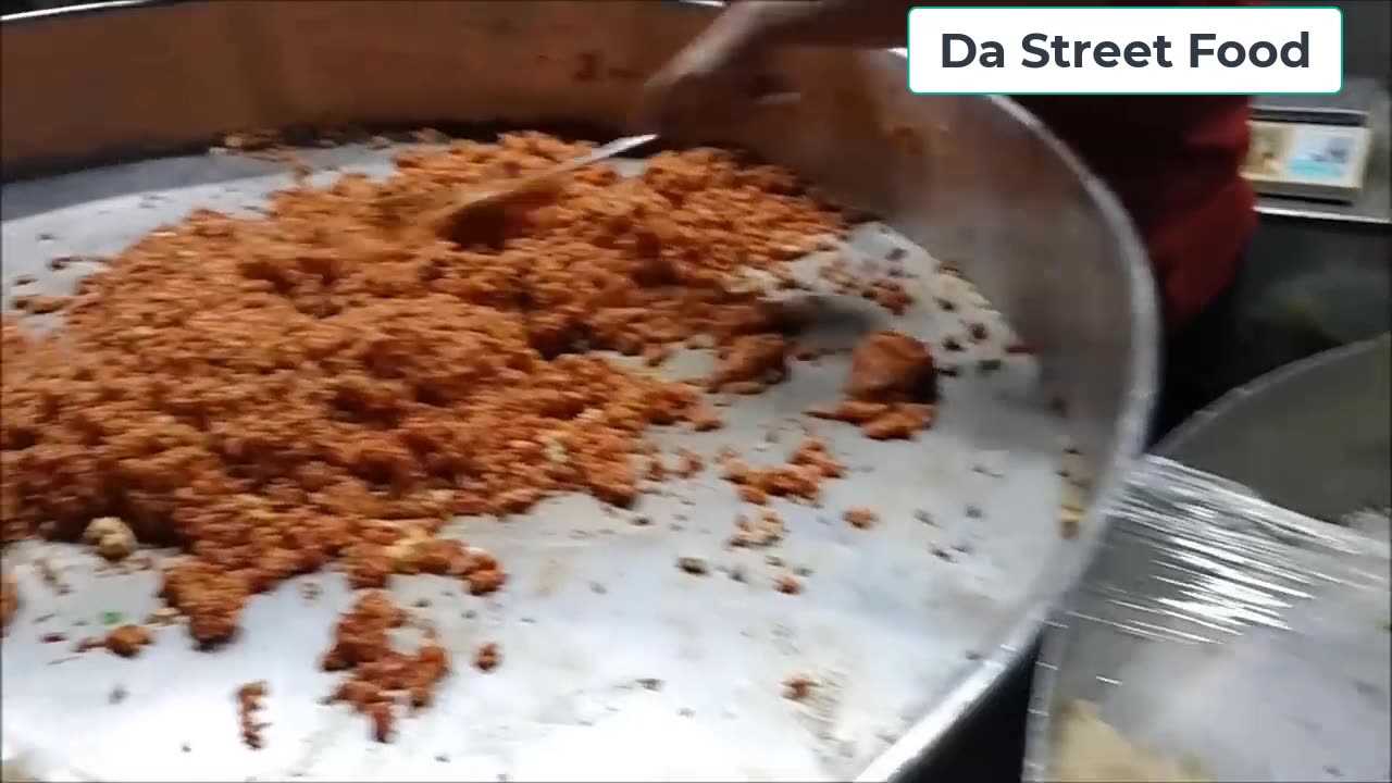 Gajar ka Halwa - World Famous Sweet dessert at Street Food