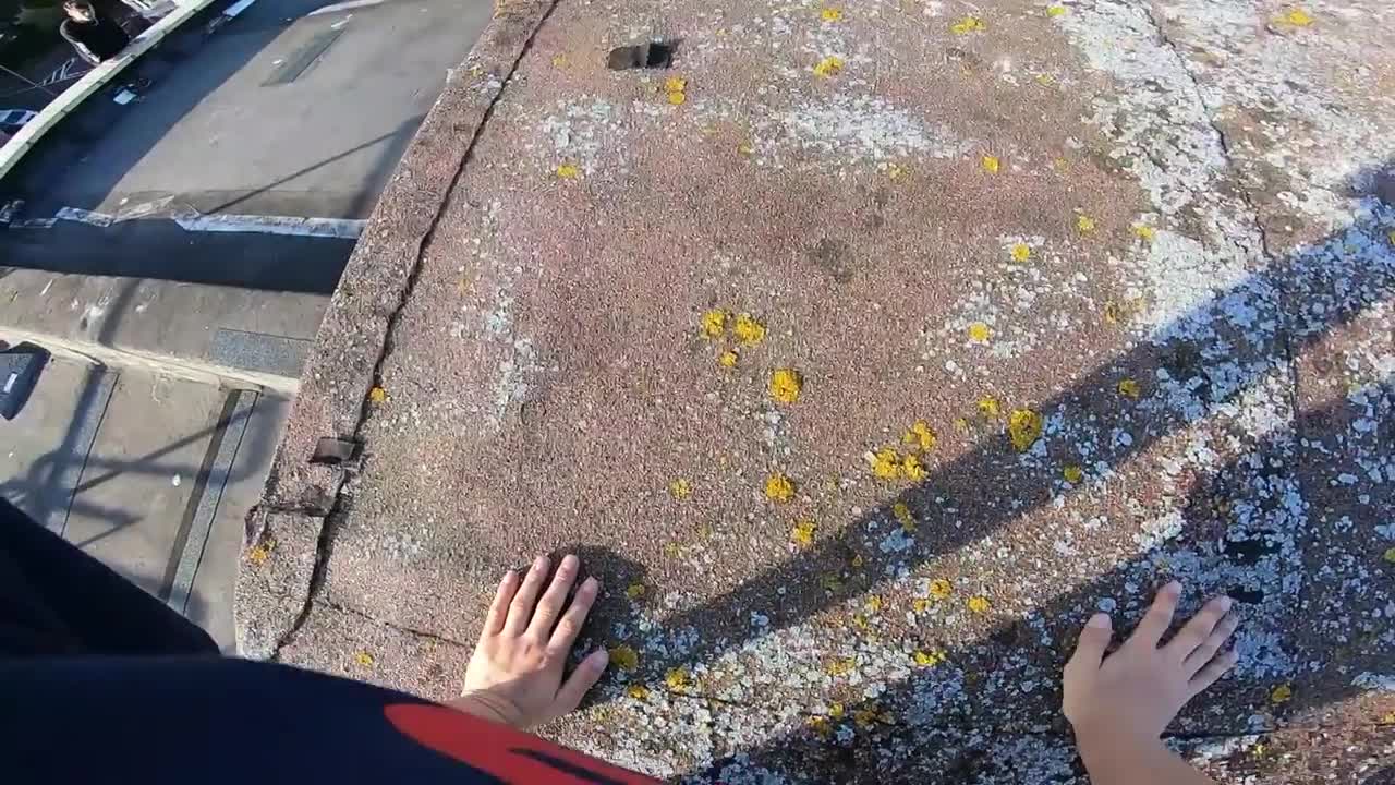 Rooftop Parkour Escape from Security - POV 🇬🇧