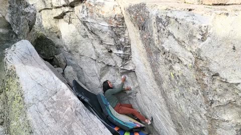 Little Cottonwood Canyon Bouldering - Stephan's Dihedral