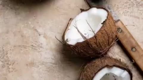 2 Benefits of Coconuts