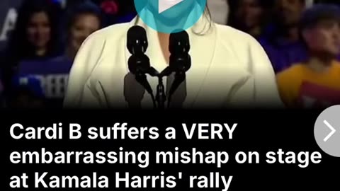 Cardi B Suffers Teleprompter Blunder At Harris Rally!