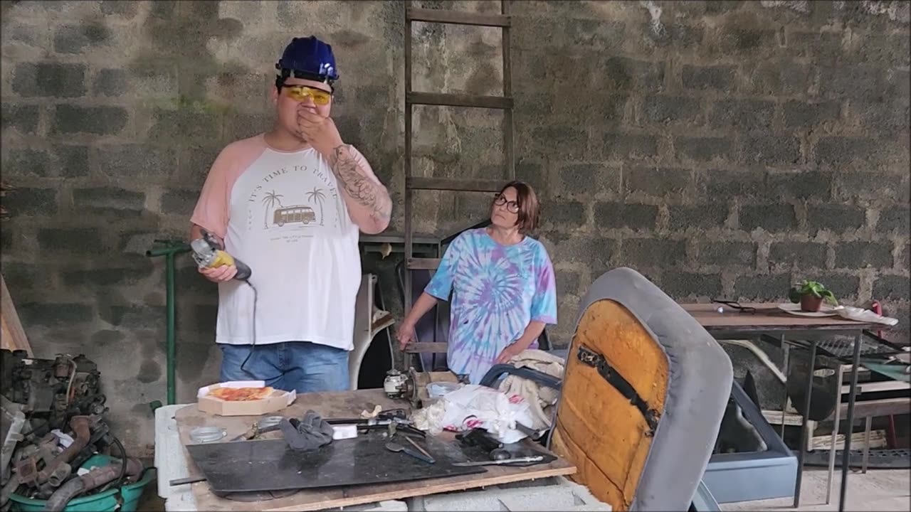 Using An Angle Grinder to Cut a Pizza