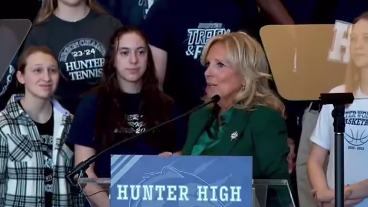 Jill Speaks at Hunter High