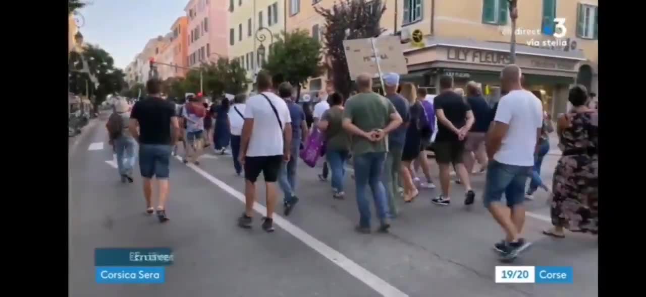 Scène surréaliste une dame coupée en plein direct dès qu'elle a évoqué la vaccination