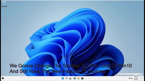 Windows 11 Bring back Old Taskbar and keep the new Explorer's features [ tested on 22000.51 ]