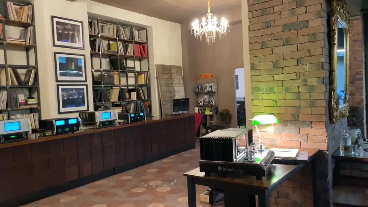 Beautiful HIFI Showroom in Italy [4K] New & Vintage _ PIEFFE ELETTRONICA - Gallarate