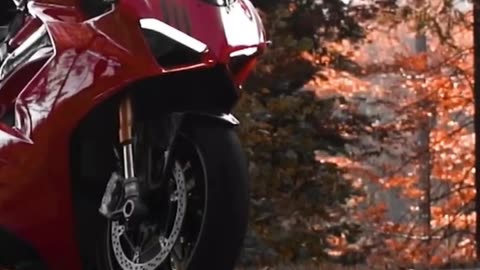 Ducatiq Panigale V4 Cinematic Video | Elite Essentials