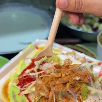 Most famous samosa Chaat in Islamabad