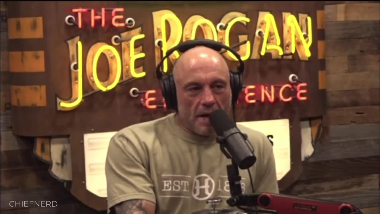 Joe Rogan on How Everyone Suddenly Stopped Talking About Ukraine