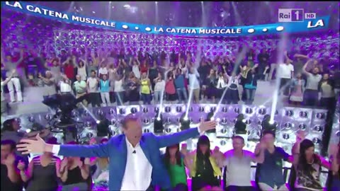 RAIUNO - Reazione A Catena-La Catena Musicale (25/07/2015)