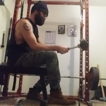 Sledgebell Wrist Deviation