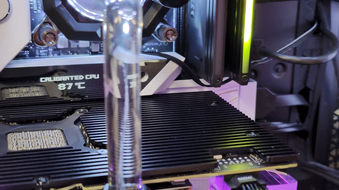 Cyberpower Custom Loop 4090 Fail! We Fixed It!