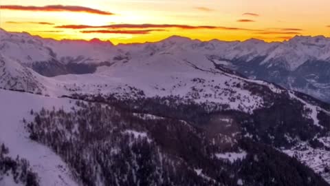 Winter sunsets in Switzerland simply are amazing !! Check out the selection! .