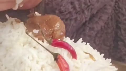 Asmr rice eating