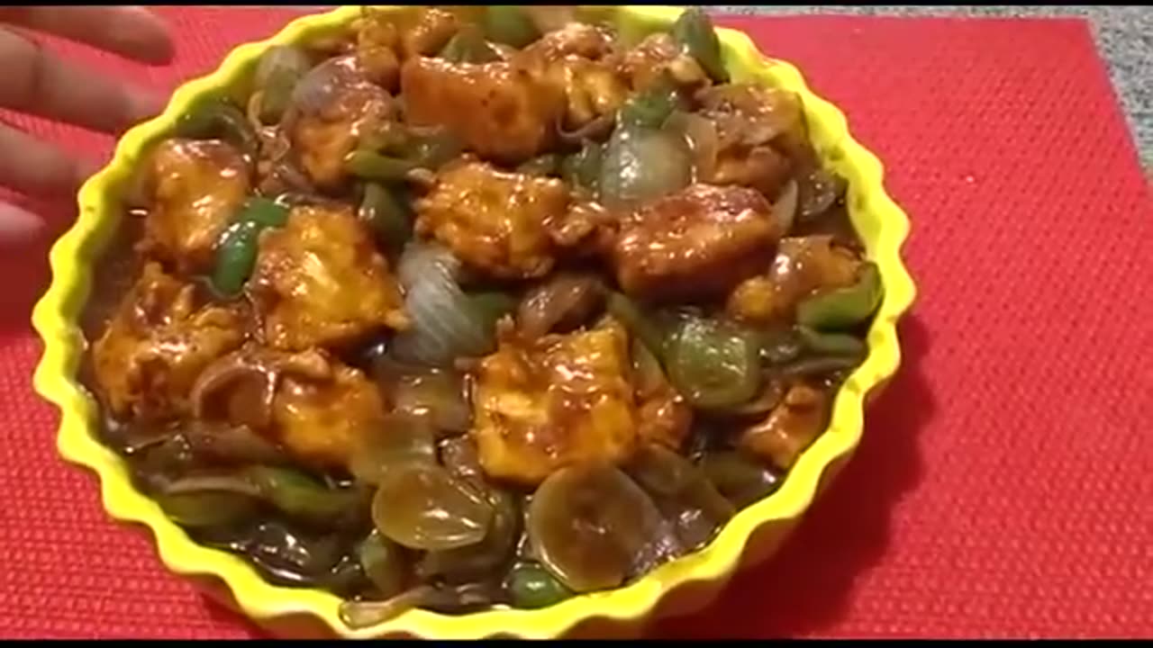 Classic Indian Dish: Amritsari Chilli Paneer (Chilli Cottage Cheese) (Watch & Prepare)