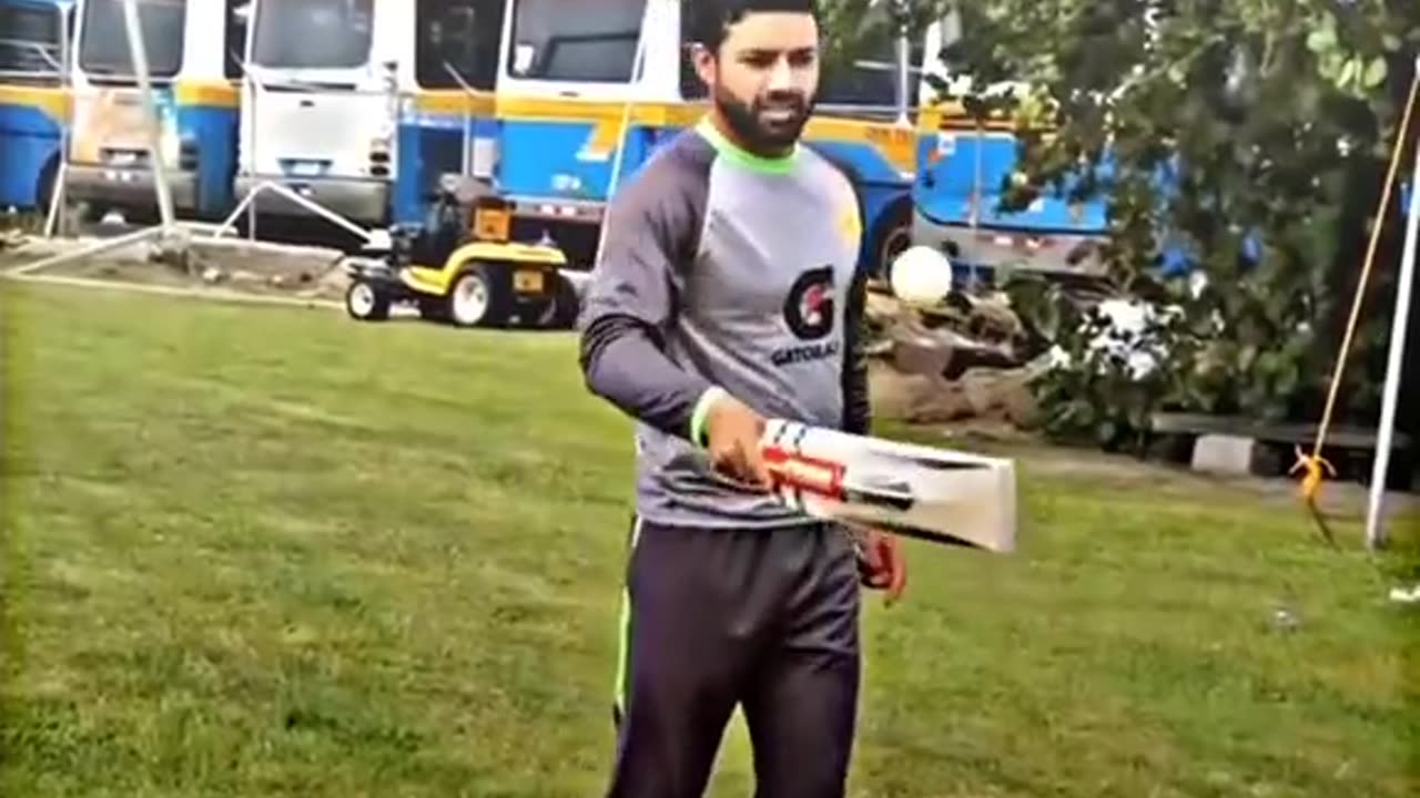 Wait babar ka balance check karo ❤️🔥