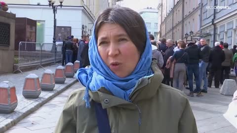 Thousands pay last respects to Gorbachev in Moscow, Putin a no-show