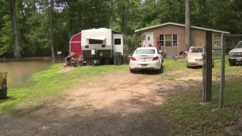 Texas flooding: Cleanup underway in northeast Harris County
