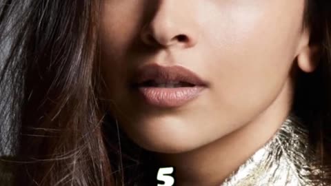 Top 10 beautiful woman in the world 2023