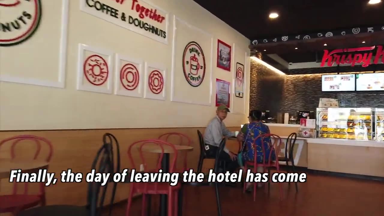 A beautiful and slim hotel staff in Myanmar, I almost had an inappropriate relationship with her