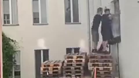 Alternative grand piano transport to 2nd floor