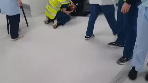 Australia: Man Collapsed, Non Response After Receiving Vaccine@ Sydney Olympic Park Vaccine Clinic