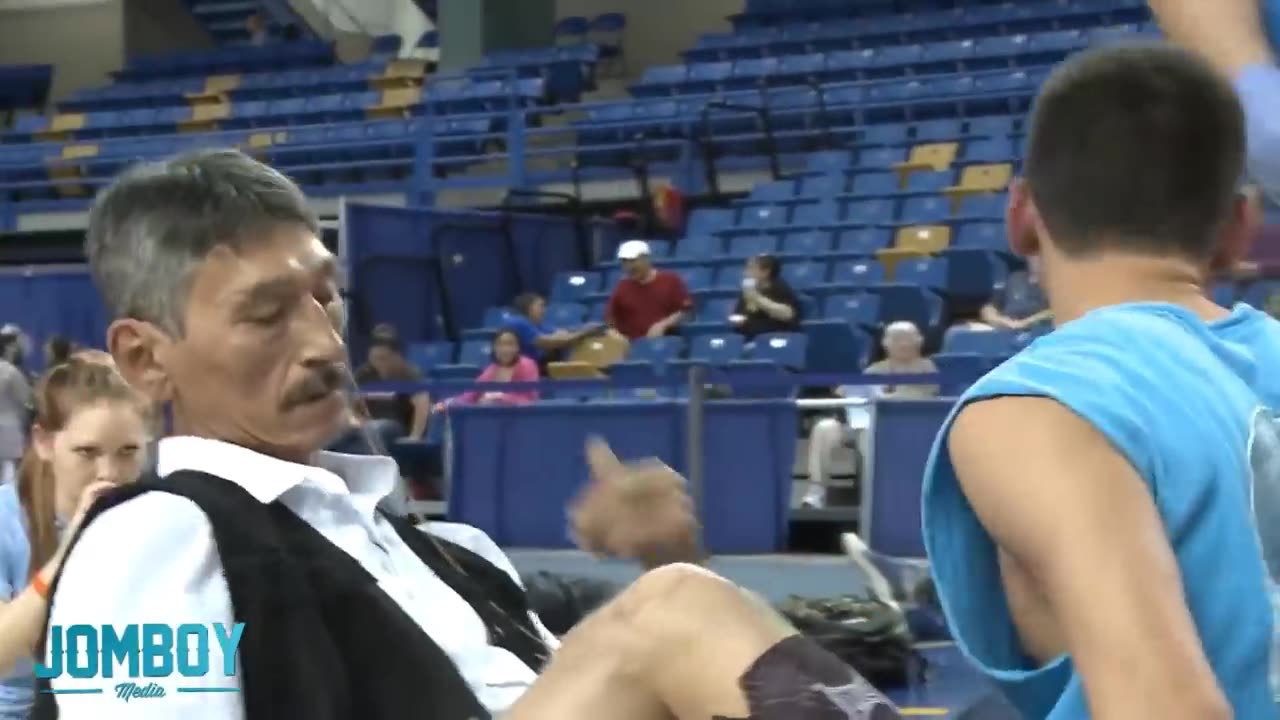 Stone Cold Killer wins the 2012 Ear Pulling contest with ease, a breakdown