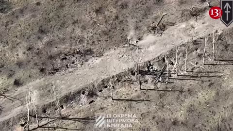 Scene of Russian invaders escaping drone after leaving their “nest”
