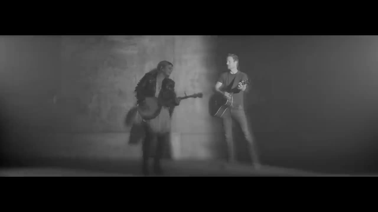Dierks Bentley Ft. Elle King - Different For Girls