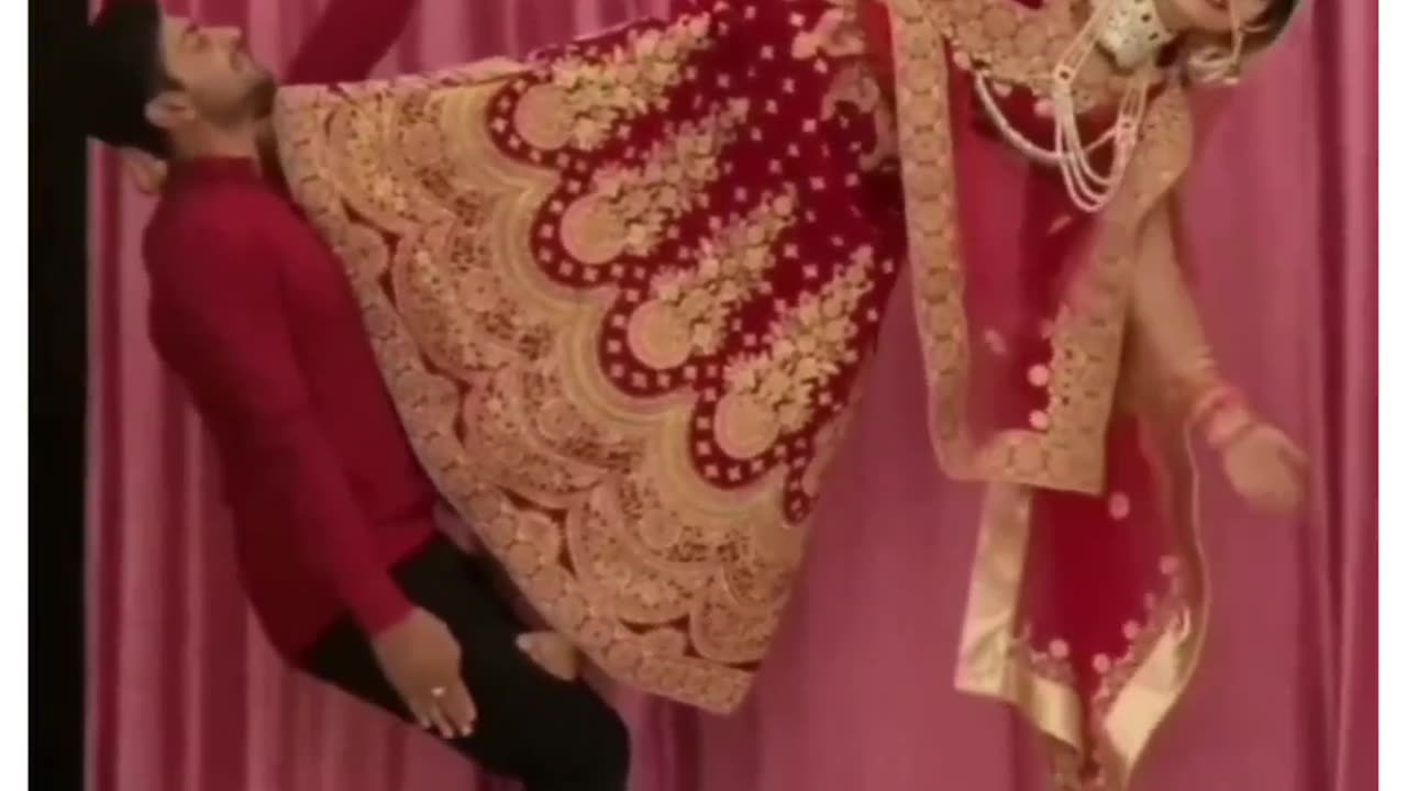 Wedding Pose