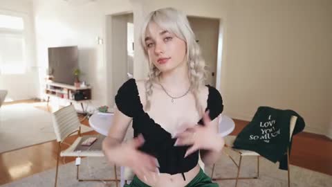 How I style my hair :3 (70s shaggy and bangs) + easy aesthetic hairstyles