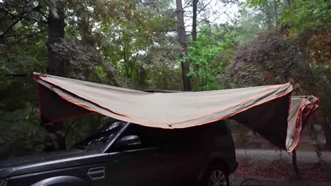 Outdoor camp life in the rain, enjoy the quiet time, and listen to the sound of the healing rain to