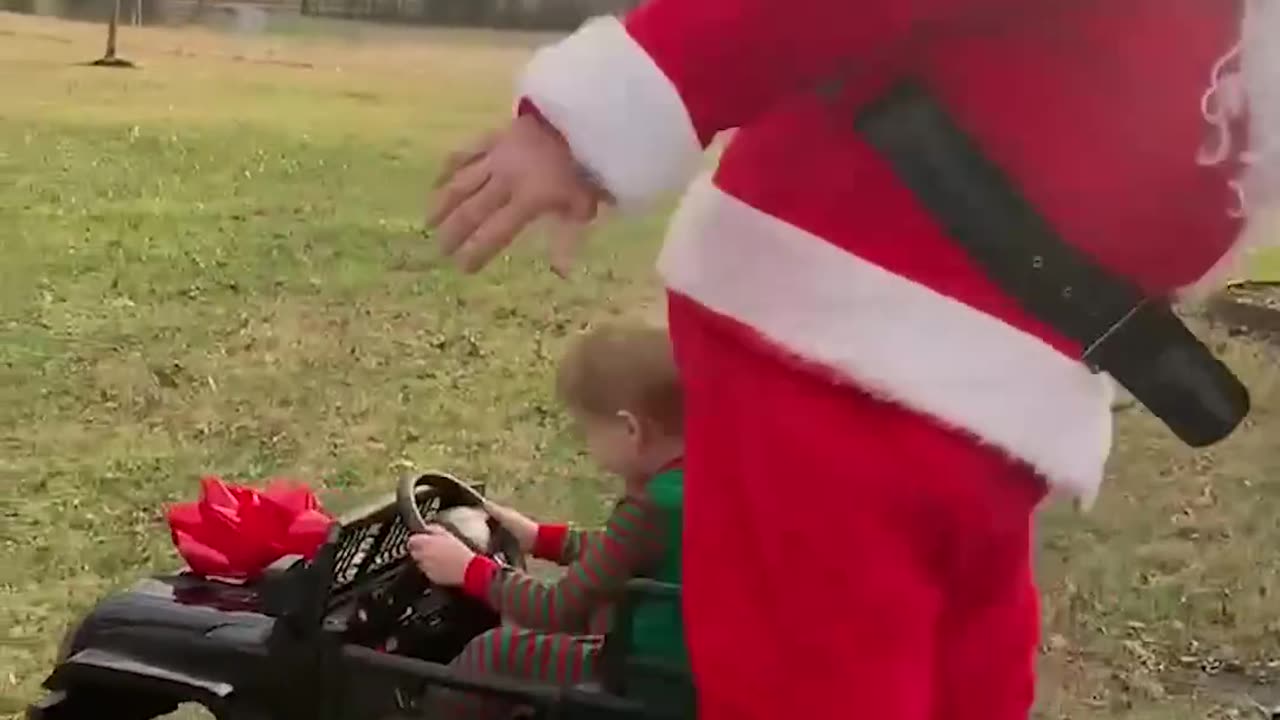 Santa immediately regrets this gifts! 😂😅🧑‍🎄🧑‍🎄🧑‍🎄