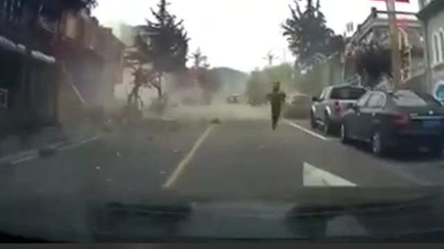 Dashcam captures strong earthquake shaking road in China