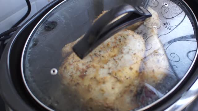 How to cook OVEN ROASTED CHICKEN that's tender juicy crispy at home