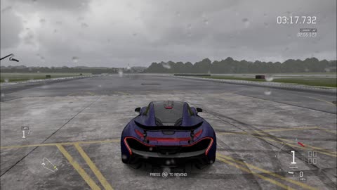 Forza MotoSports Mclaren P1 Drive