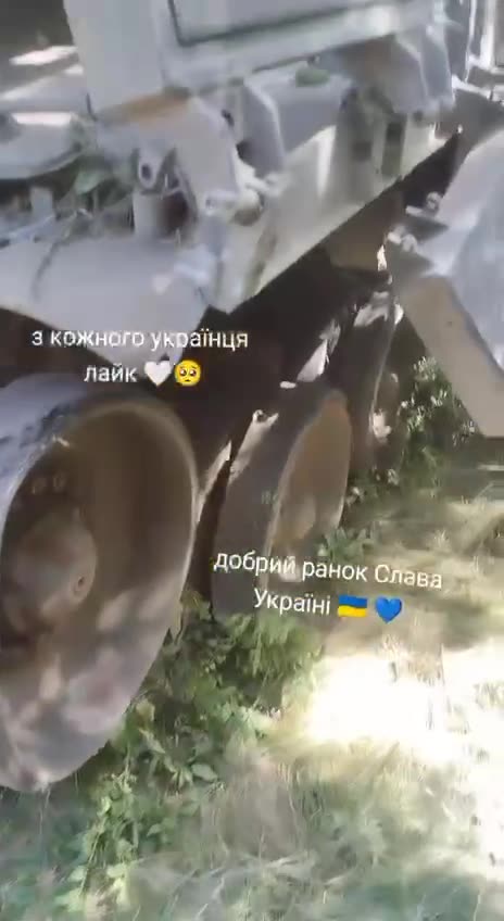 Damaged Leopard-2 from yesterday’s convoy