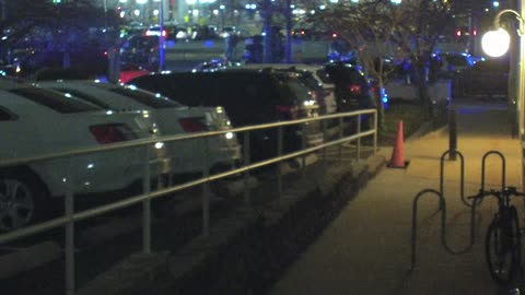 1669HQOB01SouthwestWalkway_2021-01-06_22h50min15s643ms.mp4