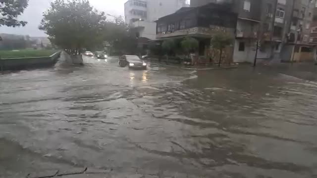 Durres, permbytje