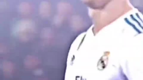 messi vs cristiano CLIP