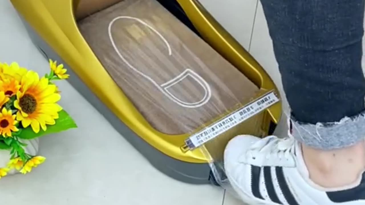 Keeps your shoes clean