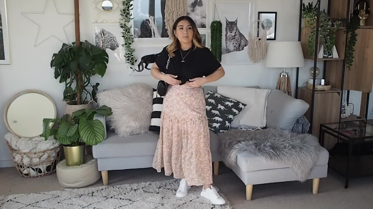 HOW TO STYLE A FLORAL MIDI SKIRT | Petite & Midsize Styling Tips