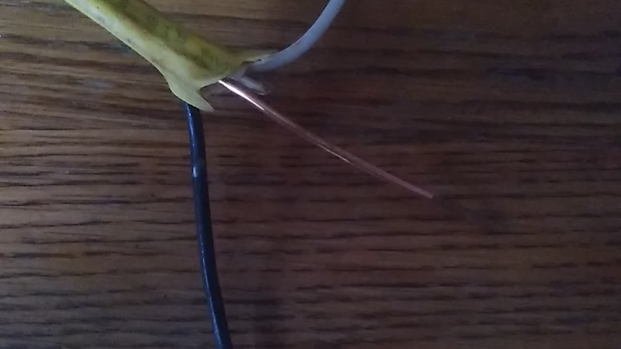 Identifying Wires With 120 volt circuit wires?