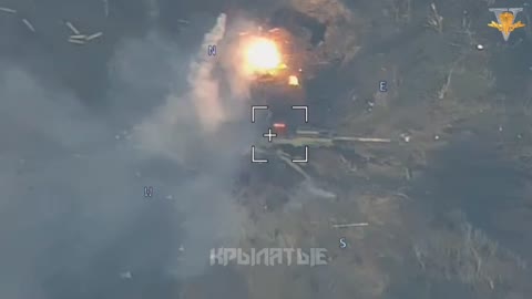 Ukrainian M-777 Howitzer Getting Destroyed