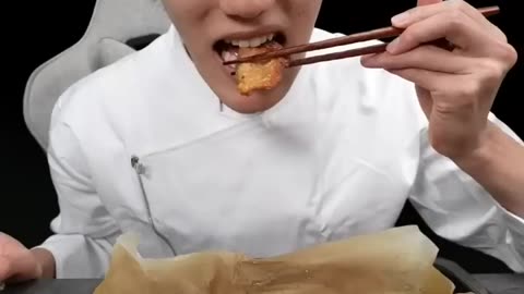 ISSEI funny video 😂😂😂 I try it's cooking! 🍗😋