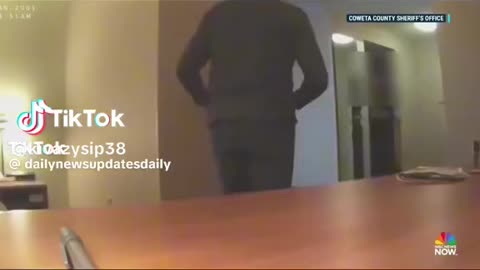 Military official arrested for trafficking